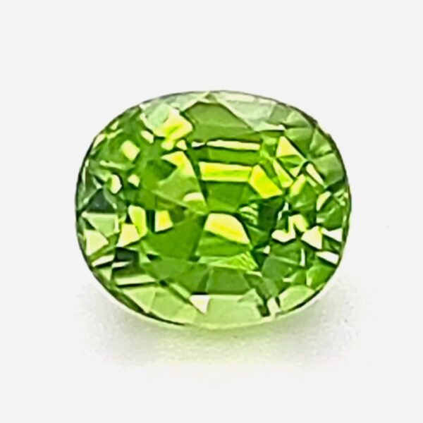 2.22-carat natural yellowish-green peridot - oval cut gemstone with vibrant green hue, perfect for fine jewellery in Singapore.